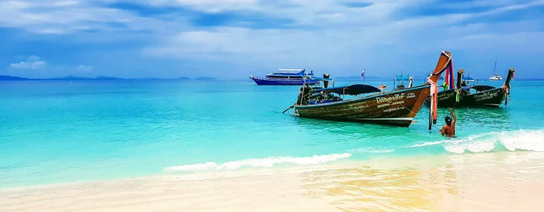 le business phuket